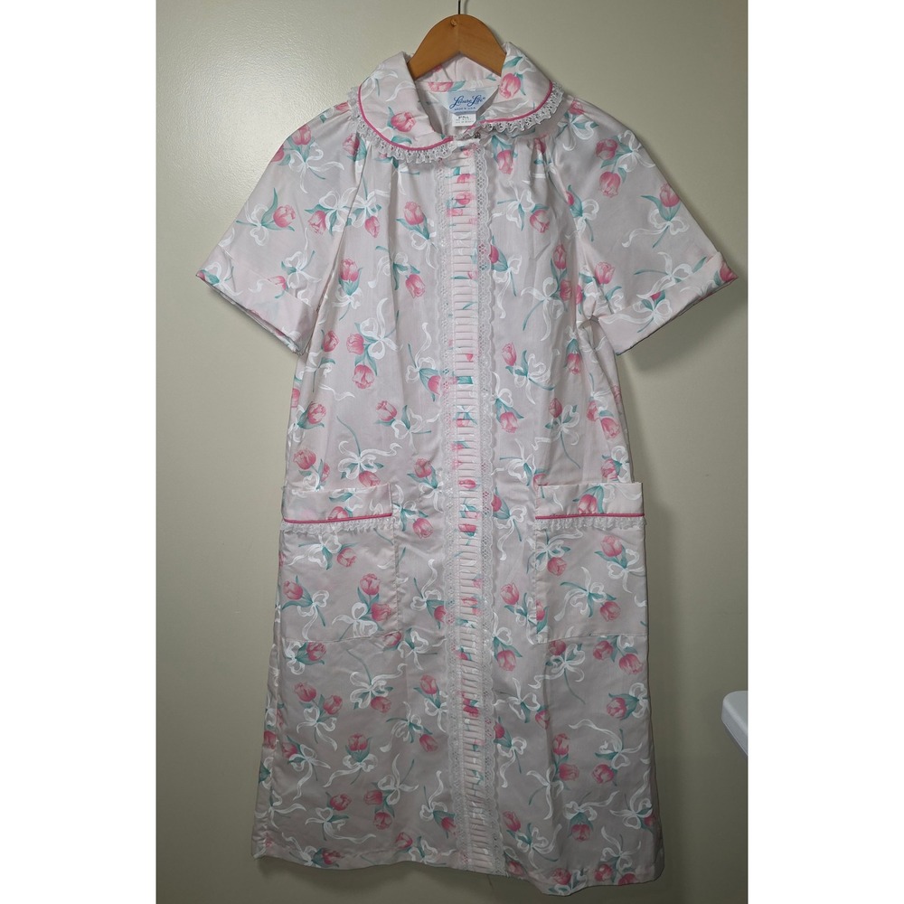 Vintage Leisure Life Pink Tulip Floral Lace Trim Snap Front Housecoat Robe Small